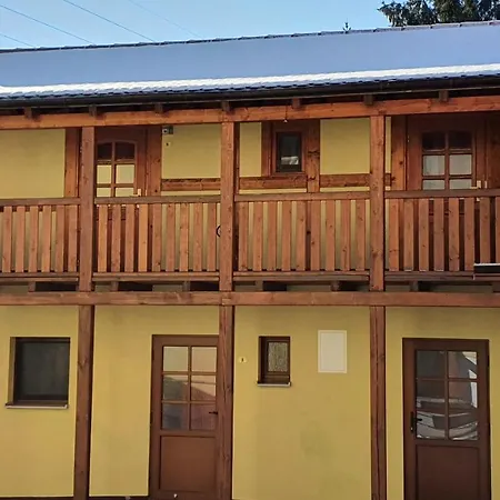 Am Elberadweg Guest house