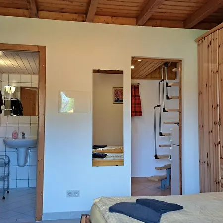 Am Elberadweg 3*