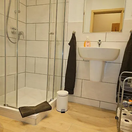 Am Elberadweg Guest house