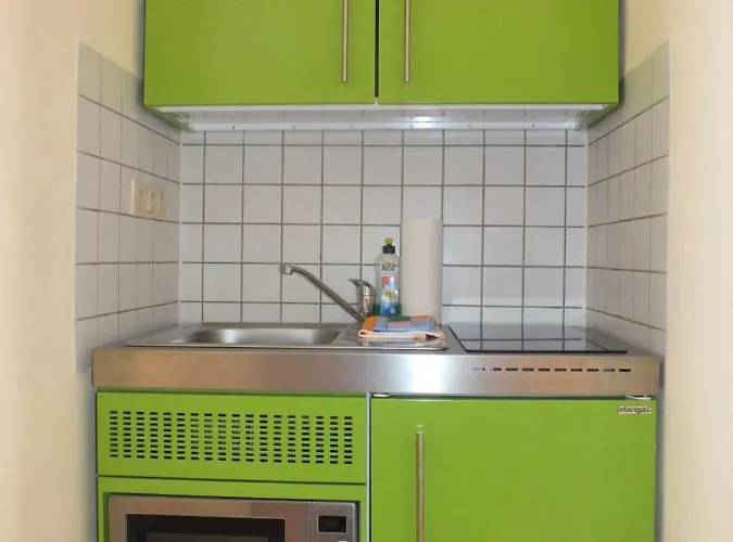 Guest house Am Elberadweg 3*