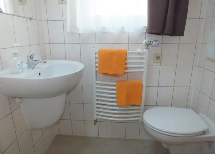 Am Elberadweg 3* Radebeul