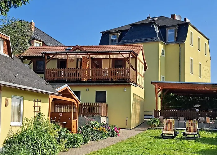 Guest house Am Elberadweg 3*