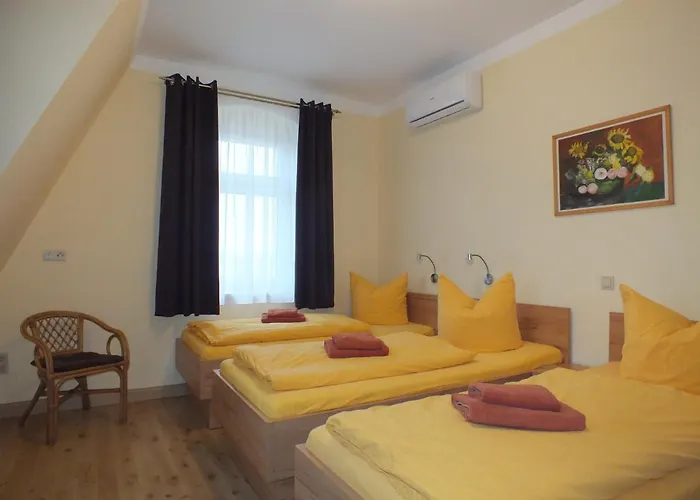 Am Elberadweg بيت ضيافة